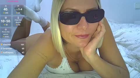 Daisy Hansen online show from 19, 12, 2024