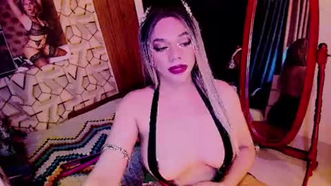 Snapshot of xdirtymistressx chatting on 17, 12, 2025 XDirtymistressX online show from 17, 12, 2025