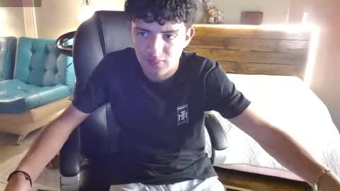 xebastwink online show from 6, 4, 2026