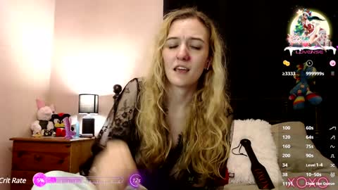 Snapshot of xelliee_rosex chatting on 20, 12, 2024 EllieeRose online show from 20, 12, 2024