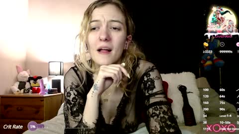 Snapshot of xelliee_rosex chatting on 28, 12, 2024 EllieeRose online show from 28, 12, 2024