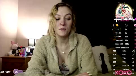 Snapshot of xelliee_rosex chatting on 12, 1, 2025 EllieeRose online show from 12, 1, 2025