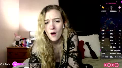 Snapshot of xelliee_rosex chatting on 4, 2, 2025 EllieeRose online show from 4, 2, 2025