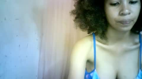 xenna610827 online show from 5, 2, 2025