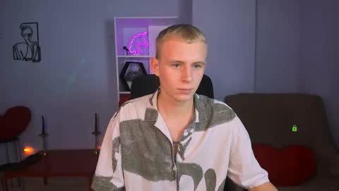 Snapshot of xevier_loyd chatting on 18, 11, 2025 xevier online show from 18, 11, 2025