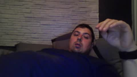 xfikusx44 online show from 31, 10, 2025