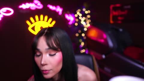 Snapshot of xforyoureyesonlyx chatting on 20, 1, 2025 Anne online show from 20, 1, 2025