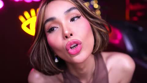 Snapshot of xforyoureyesonlyx chatting on 21, 2, 2025 Anne online show from 21, 2, 2025