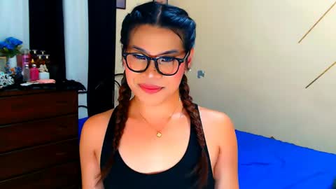 Xia Addison online show from 21, 4, 2026