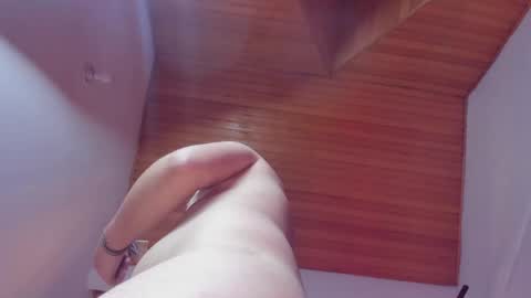 xialee and Lio online show from 31, 1, 2025