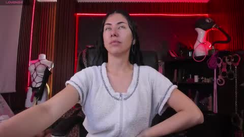 XiaQueen   I M online show from 28, 11, 2025