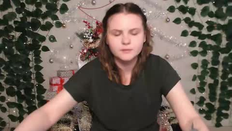 Snapshot of xilana chatting on 5, 1, 2025 Lina online show from 5, 1, 2025