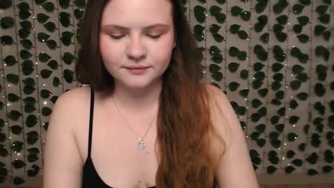 Snapshot of xilana chatting on 15, 2, 2025 Lina online show from 15, 2, 2025