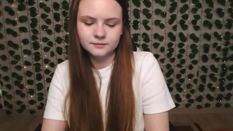 Snapshot of xilana chatting on 6, 3, 2025 Lina online show from 6, 3, 2025