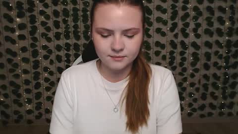 Snapshot of xilana chatting on 9, 3, 2025 Lina online show from 9, 3, 2025
