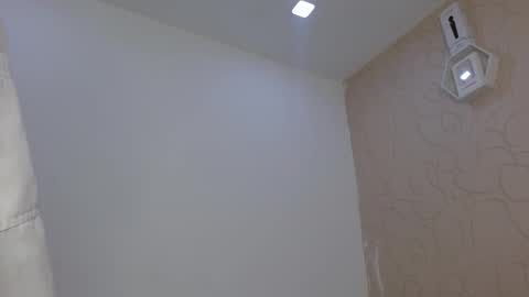 Snapshot of xime_stone chatting on 2, 10, 2025 Xime online show from 2, 10, 2025