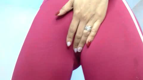 Snapshot of xime_stone chatting on 8, 11, 2025 Xime online show from 8, 11, 2025