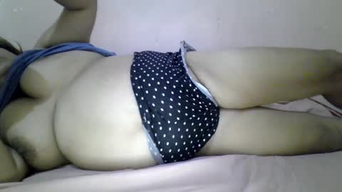 xjuicytits online show from 27, 6, 2026