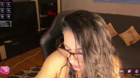 Snapshot of xlaracroftx chatting on 23, 12, 2024 Lara online show from 23, 12, 2024