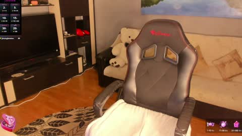 Snapshot of xlaracroftx chatting on 31, 1, 2025 Lara online show from 31, 1, 2025