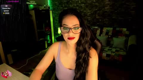 Snapshot of xlaracroftx chatting on 27, 2, 2025 Lara online show from 27, 2, 2025