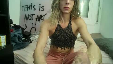 Snapshot of xlecram chatting on 28, 12, 2024 Wendy online show from 28, 12, 2024