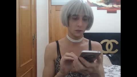 Snapshot of xlecram chatting on 1, 12, 2025 Wendy online show from 1, 12, 2025