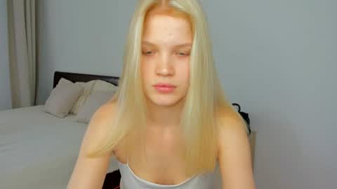 Chloe online show from 24, 6, 2026