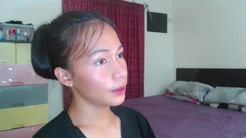 Snapshot of xlovely_destinyx chatting on 11, 2, 2025 Alice online show from 11, 2, 2025