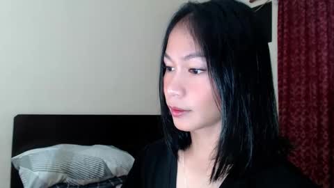 Snapshot of xlovely_destinyx chatting on 27, 11, 2025 Alice online show from 27, 11, 2025