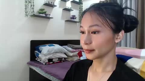 Snapshot of xlovely_destinyx chatting on 23, 5, 2026 Alice online show from 23, 5, 2026