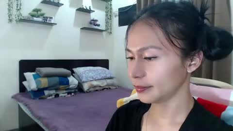 Snapshot of xlovely_destinyx chatting on 15, 6, 2026 Alice online show from 15, 6, 2026