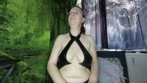 xnicetitsx online show from 3, 5, 2026