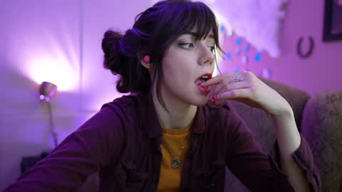 Snapshot of xobondaixo chatting on 4, 2, 2025 Bella Bondai online show from 4, 2, 2025