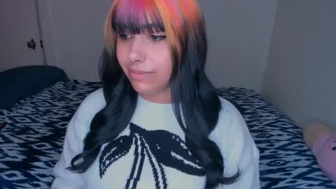 Snapshot of xocurvyrae chatting on 19, 2, 2025 Rae online show from 19, 2, 2025