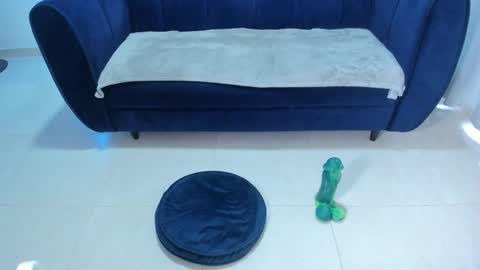 Snapshot of xoxo_angel chatting on 21, 2, 2025 xoxo_angel online show from 21, 2, 2025