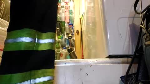 Snapshot of xploringus1 chatting on 1, 11, 2025 Xploringus online show from 1, 11, 2025