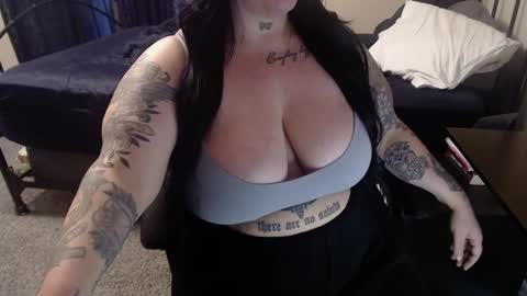 xorileyschembri online show from 2, 12, 2024