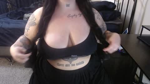 xorileyschembri online show from 7, 1, 2025