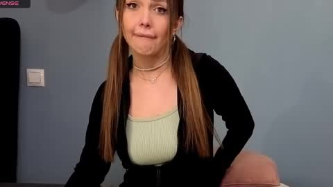 Snapshot of xsexycouples chatting on 10, 2, 2025 AnnaMaee online show from 10, 2, 2025