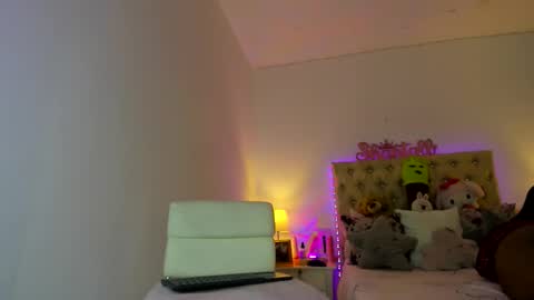 Shantyonlyfansshantallsalcedo online show from 17, 4, 2026