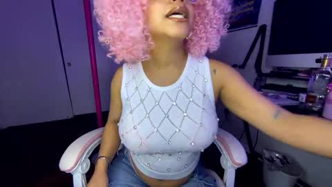 xStarGazingx online show from 6, 3, 2026