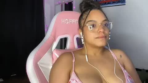 Snapshot of xstargazingx chatting on 20, 6, 2026 xStarGazingx online show from 20, 6, 2026