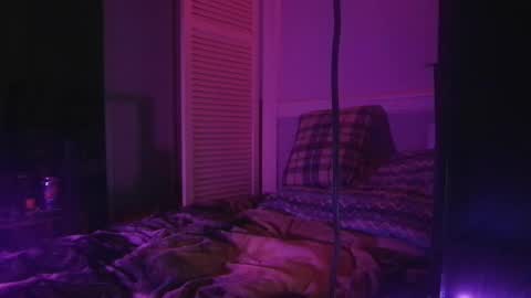 Snapshot of xstay_coldx chatting on 8, 2, 2025 Johnny online show from 8, 2, 2025