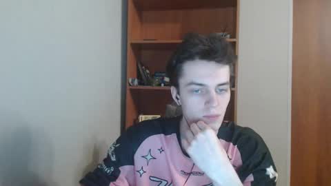 Snapshot of xtraqqq chatting on 30, 10, 2025 traqqq online show from 30, 10, 2025