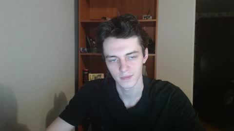 Snapshot of xtraqqq chatting on 11, 11, 2025 traqqq online show from 11, 11, 2025