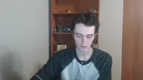 Snapshot of xtraqqq chatting on 12, 11, 2025 traqqq online show from 12, 11, 2025