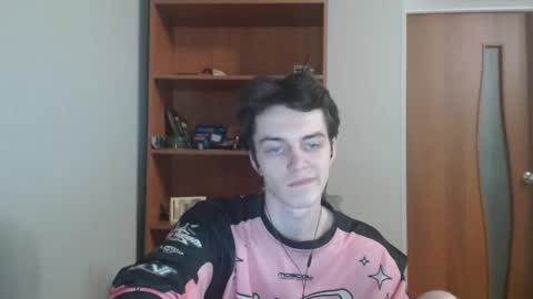 Snapshot of xtraqqq chatting on 25, 11, 2025 traqqq online show from 25, 11, 2025