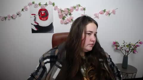 Snapshot of xx_daniella_xx chatting on 17, 11, 2025 xx daniella xx online show from 17, 11, 2025