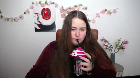 Snapshot of xx_daniella_xx chatting on 26, 11, 2025 xx daniella xx online show from 26, 11, 2025